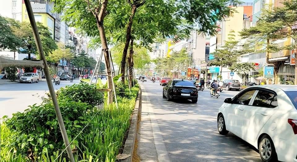 XÃ ĐÀN - PHÂN LÔ ÔTÔ TRÁNH - VỈA HÈ KINH DOANH - VIP NHẤT ĐỐNG ĐA