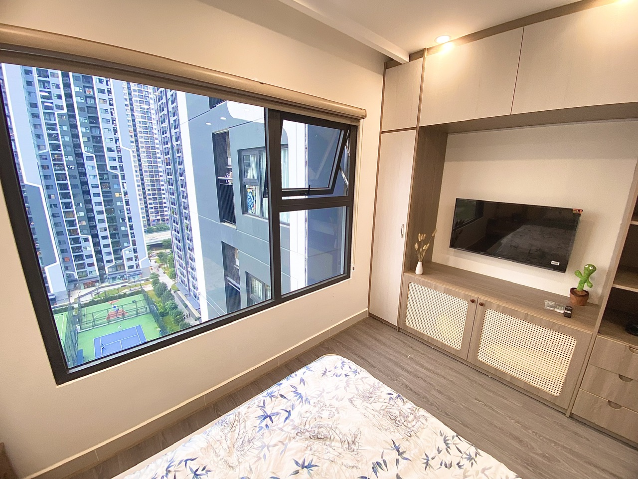 CHÍNH CHỦ BÁN CẮT LỖ NHANH CĂN HỘ STUDIO - FULL NỘI THẤT 32 M2 (VINHOMES SMART CITY)