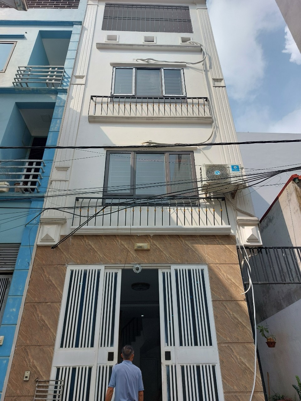 Bán nhà Phú Lương 4 tầng - Ô Tô đỗ cửa - Gần chợ - Trường Học