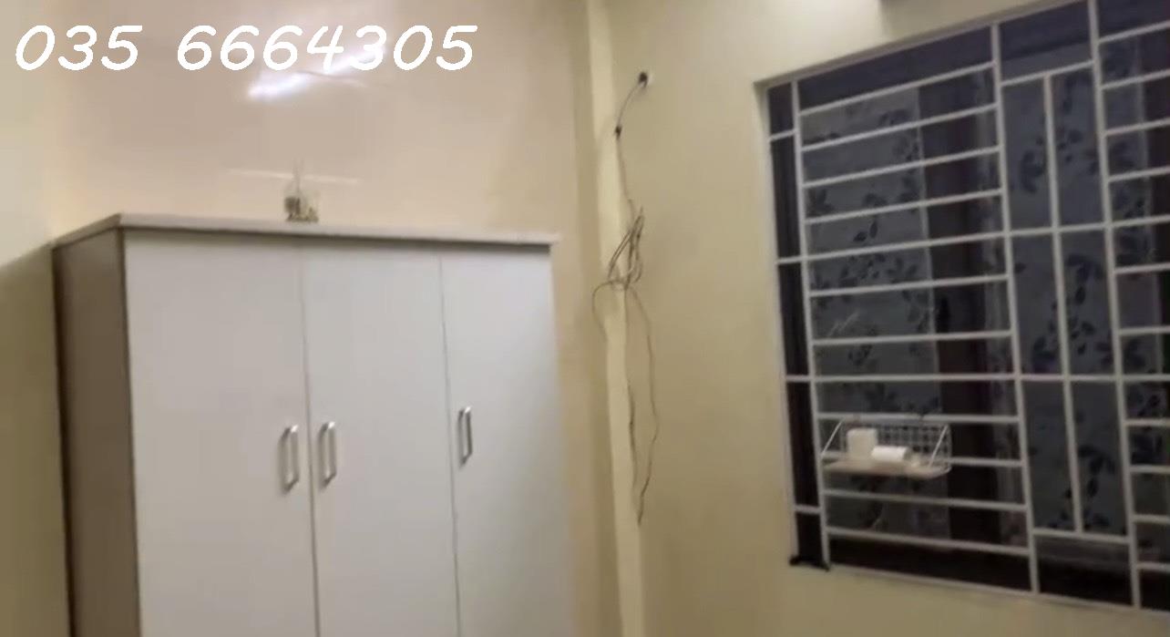 Chính chủ Cho thuê phòng tầng 1 (ở 1-2 người) 30m2 tại Khúc Thừa Dụ