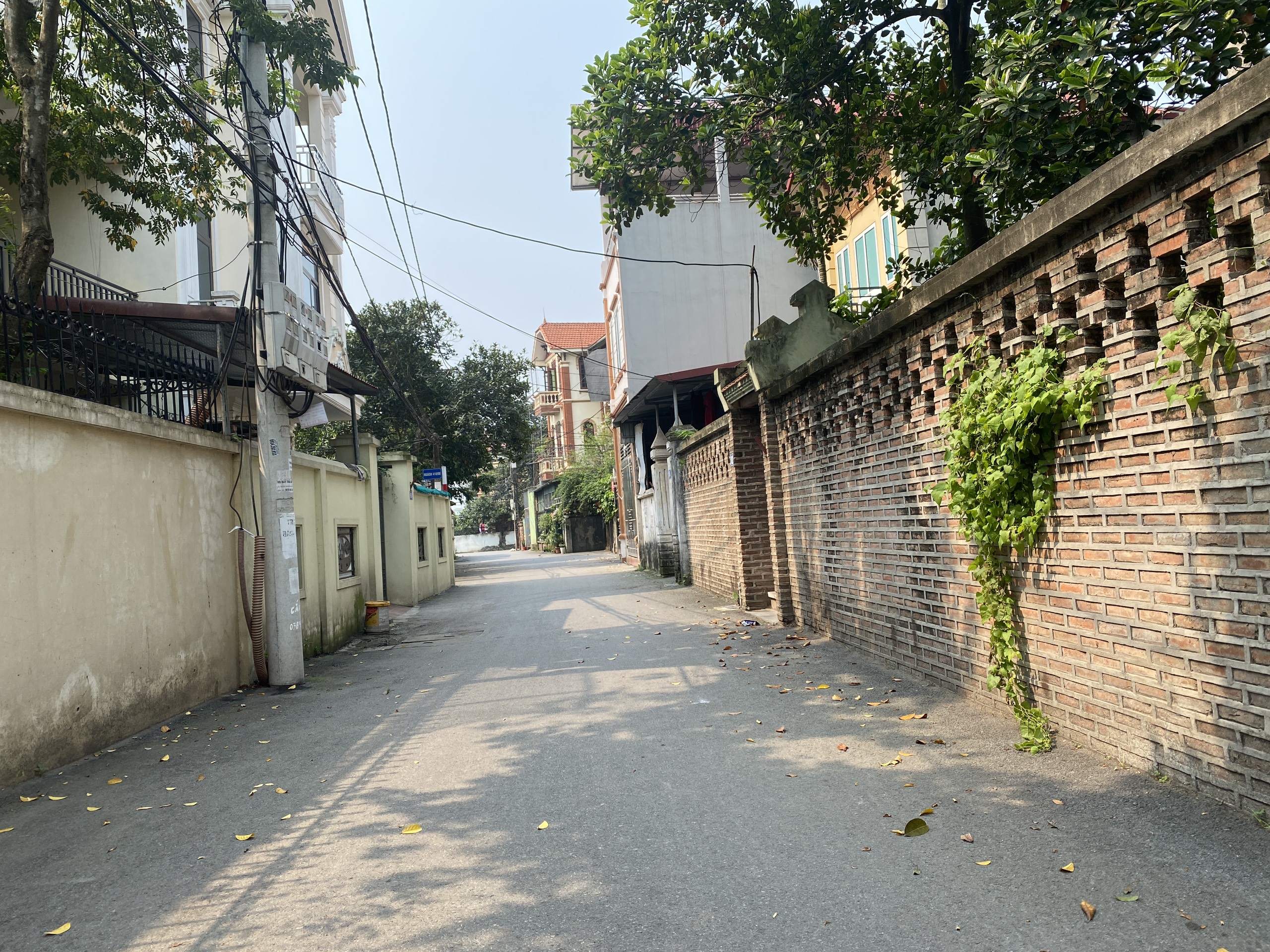 Bán mảnh đất 48m Đặng Xá Gia Lâm, đường oto thoải mái vị trí đẹp.