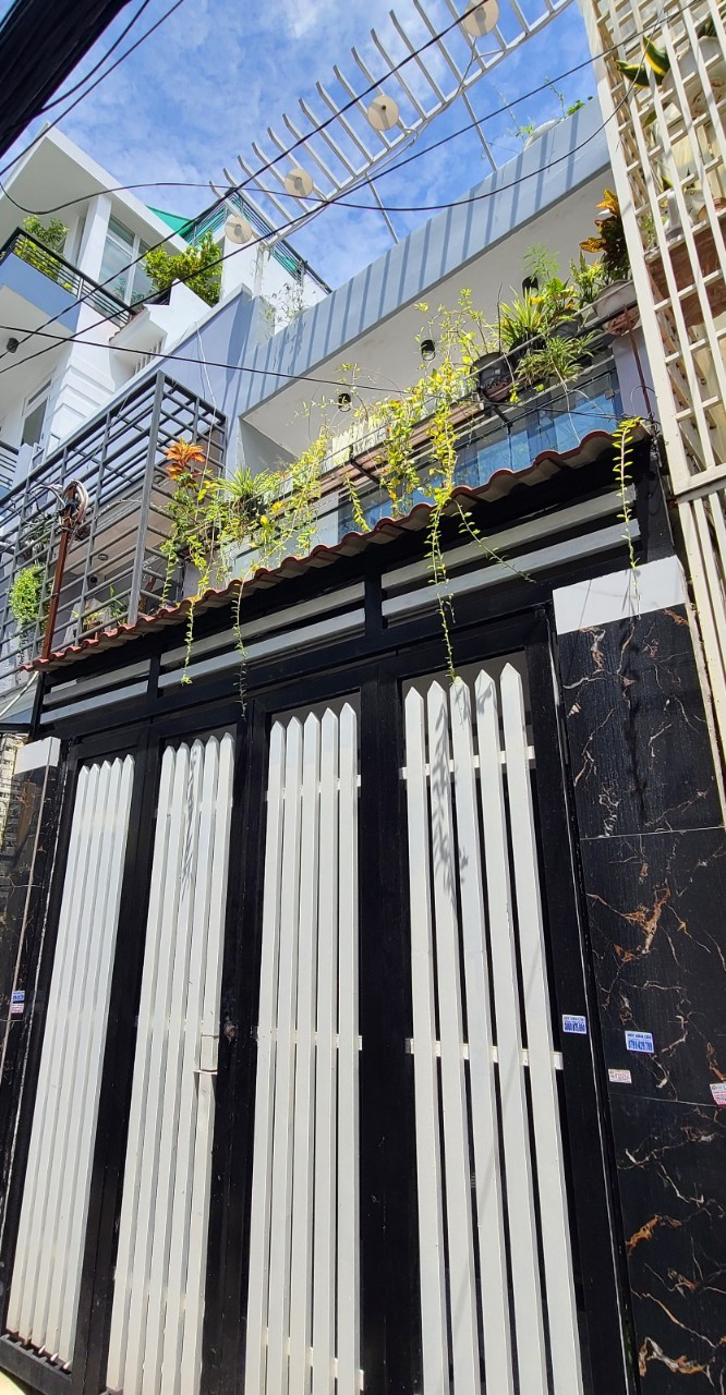 Bán Nhà Hẻm 4m,Đường Phạm Văn Hai Phường 3,Tân Bình,DT 46m2,2 Tầng, 5,5 Tỷ.