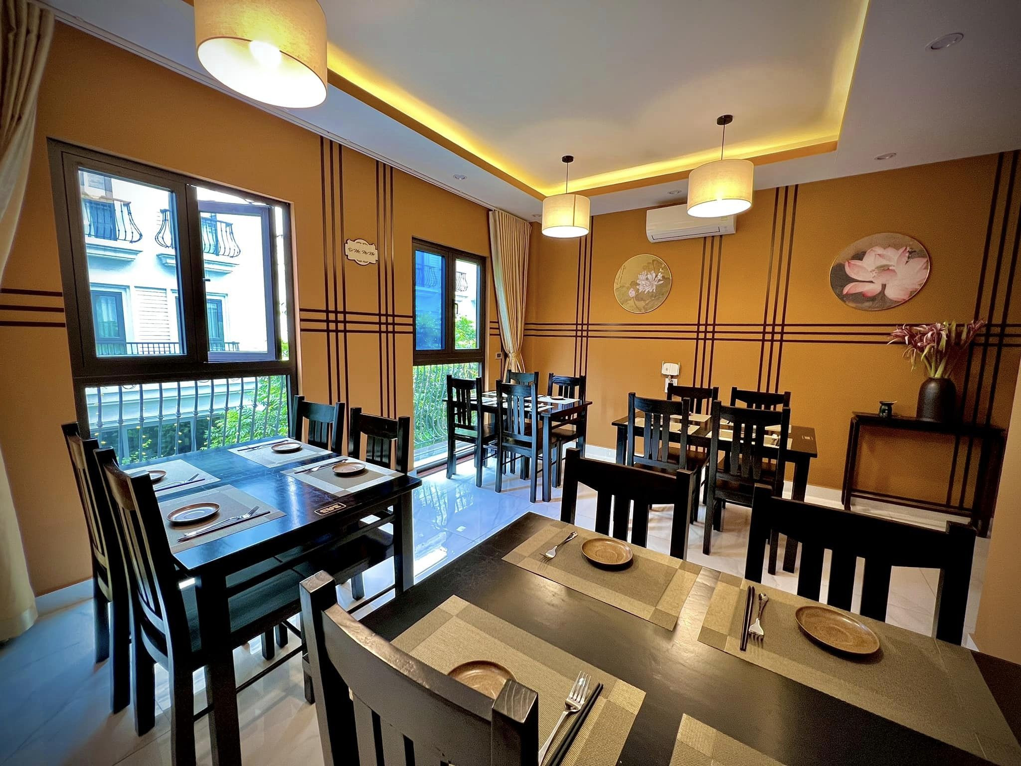 Cần sang nhượng Nhà hàng chay đang hoạt động tại phố Nguyễn Sơn, Long Biên, Hà Nội