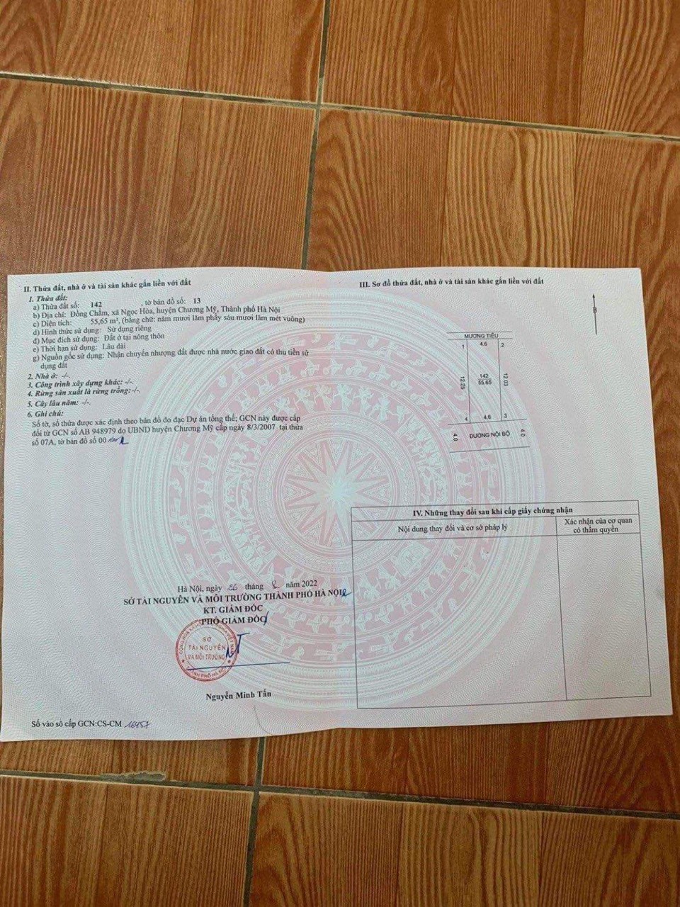 Đồng chằm Ngọc hoà chúc sơn Một lô duy nhất xuất hiện trên thị trường Dt:55.6 m vuông vắn Cách ql6 50 m tỉnh lộ 419