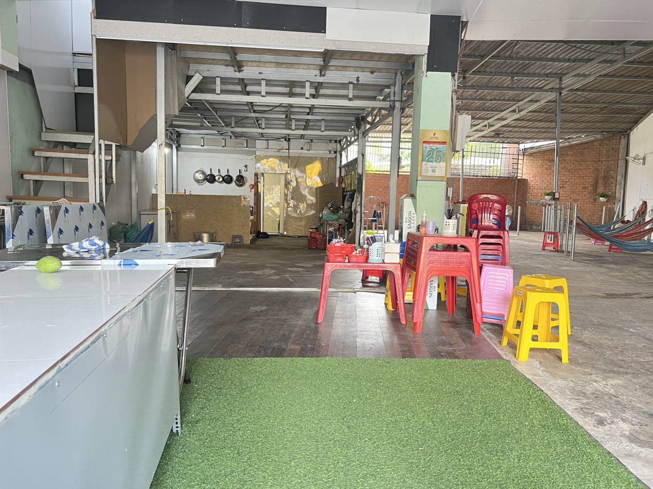 Cho thuê mặt bằng đường Lê Hồng Phong Phú Hòa Thủ Dầu Một BD.Dt mặt trước 8m nở hậu 14m Dài 25m.Giá 7tr/1th.Lh