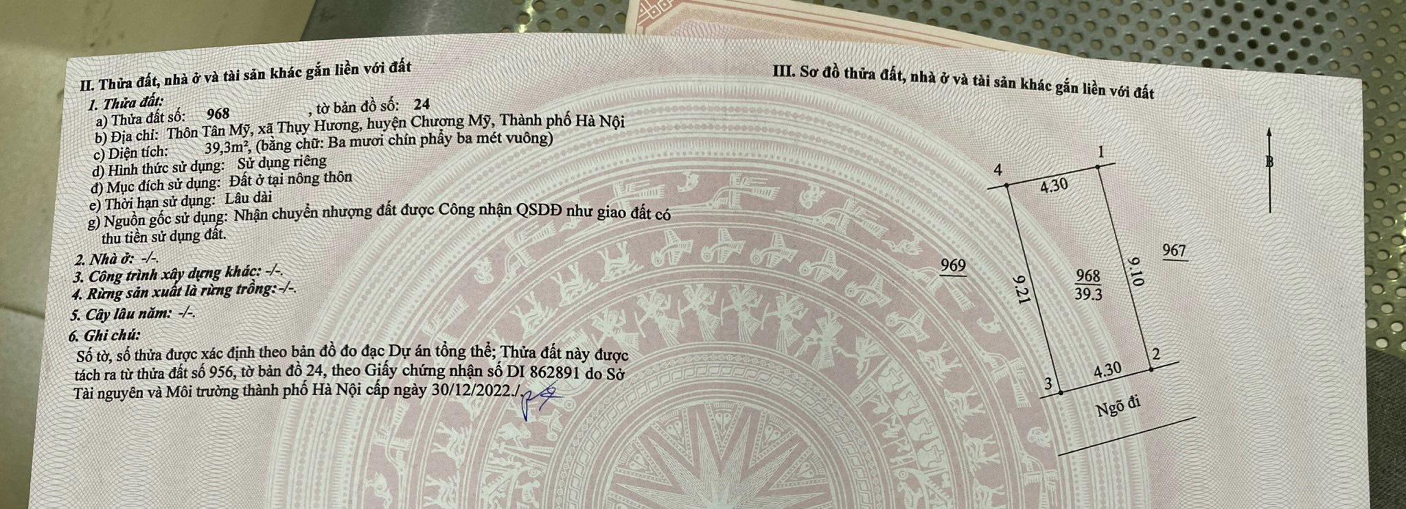 Vài trăm triệu lô 39,3m thuỵ hương, giáp Thị Trấn Chúc Sơn, Quận Hà Đông. Diện tích: 39,3m Ô TÔ vào sát đất.