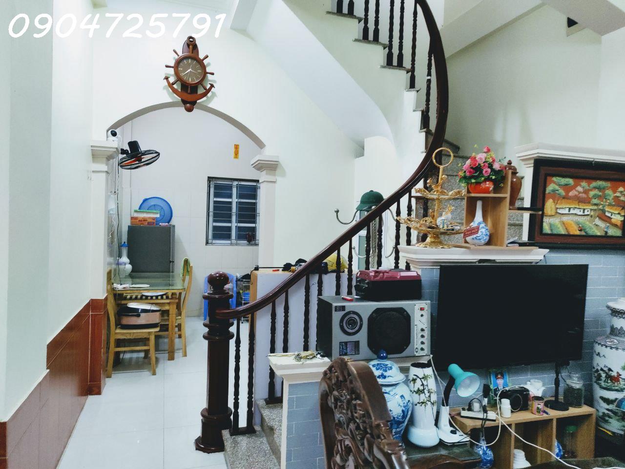 Chính chủ bán nhà 3 tầng tại ngõ 8 Quang Lãm, Phú Lãm, Hà Đông.