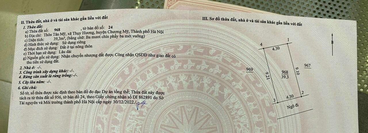 Vài trăm triệu lô 39,3m thuỵ hương, giáp Thị Trấn Chúc Sơn, Quận Hà Đông. Diện tích: 39,3m Ô TÔ vào sát đất. Giá