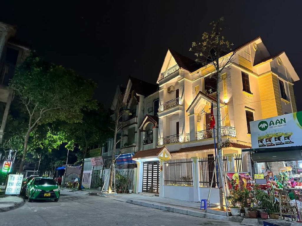 Bán gấp Biệt thự KĐT Cầu Bươu HN 120 m MT 7.5 m nhà đẹp ở ngay kd ô tô tránh vỉa hè 14 tỷ 95