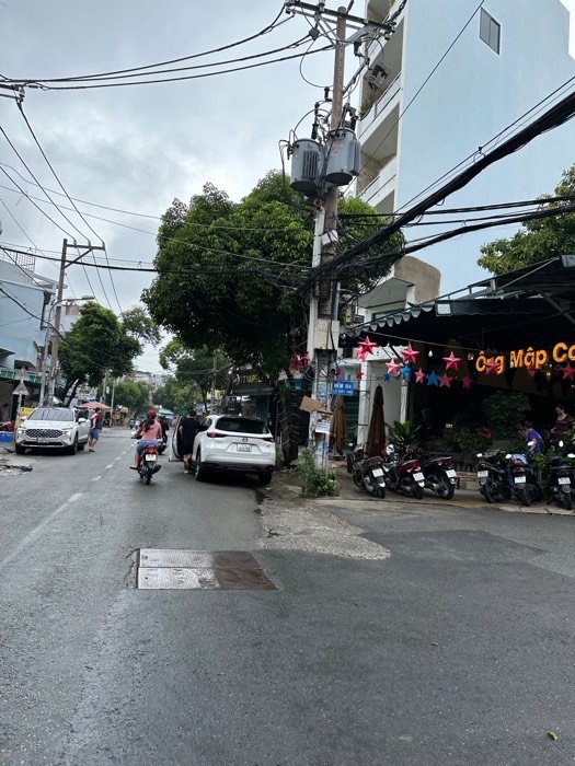 TÂN BÌNH - GẦN MẶT TIỀN - HXH ĐỖ CỬA - DT 58M2 - GIÁ NHỈNH 6 TỶ