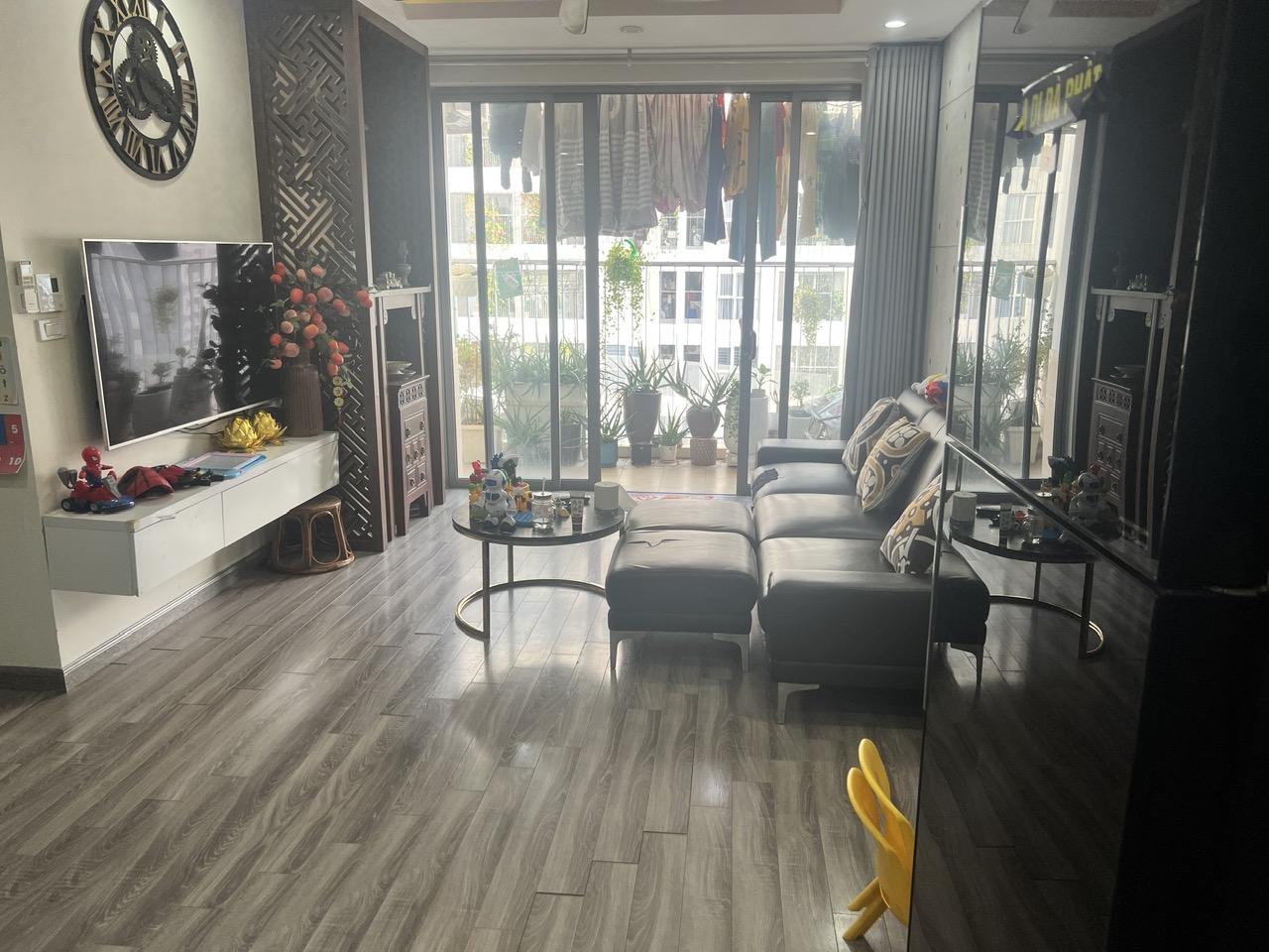 Bán căn 3 ngủ 90m2 tầng đep toà B- chung cư Thống Nhất Complex - 82 Nguyễn Tuân