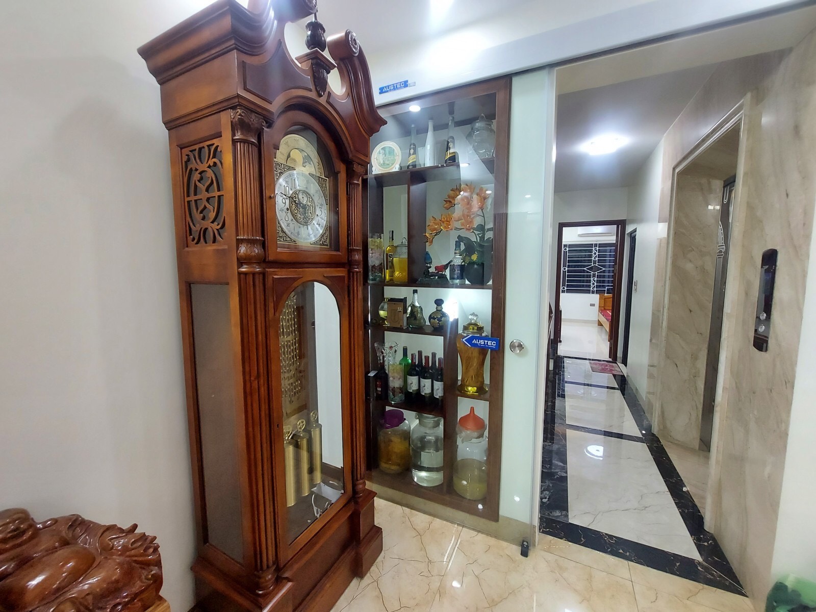 Bán nhà ngõ 158 Nguyễn V Cừ Long Biên 60m, thang máy,nhỉnh 12 tỷ oto,KD.