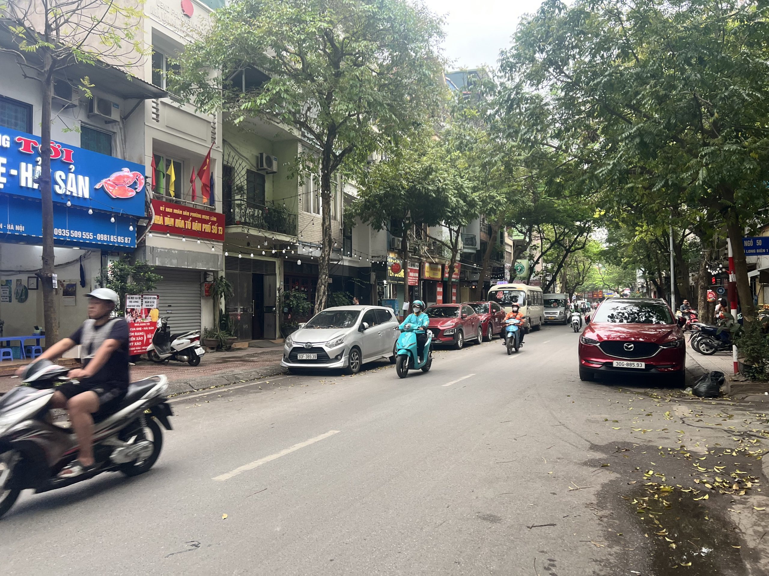 Siêu hiếm nhà mặt phố, 1 mặt hồ quận Long Biên, 100m x 5 tầng, mặt tiền 5m, vỉa hè, kinh doanh ngày đêm