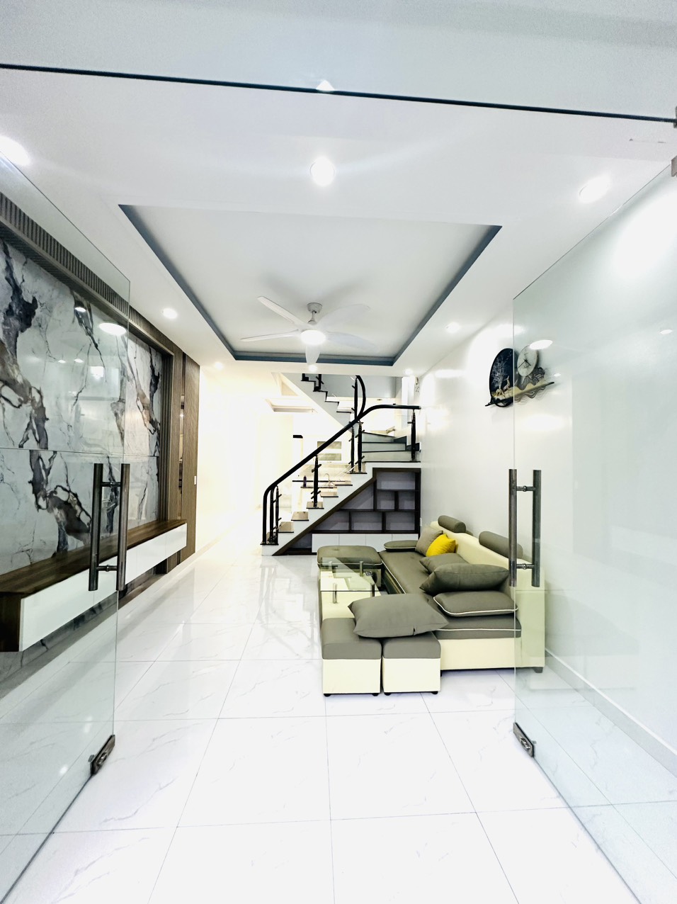 Bán nhà ngõ 66 Trung Hành, diện tích 46m 3 tầng GIÁ chỉ 2.32 tỉ cực đẹp