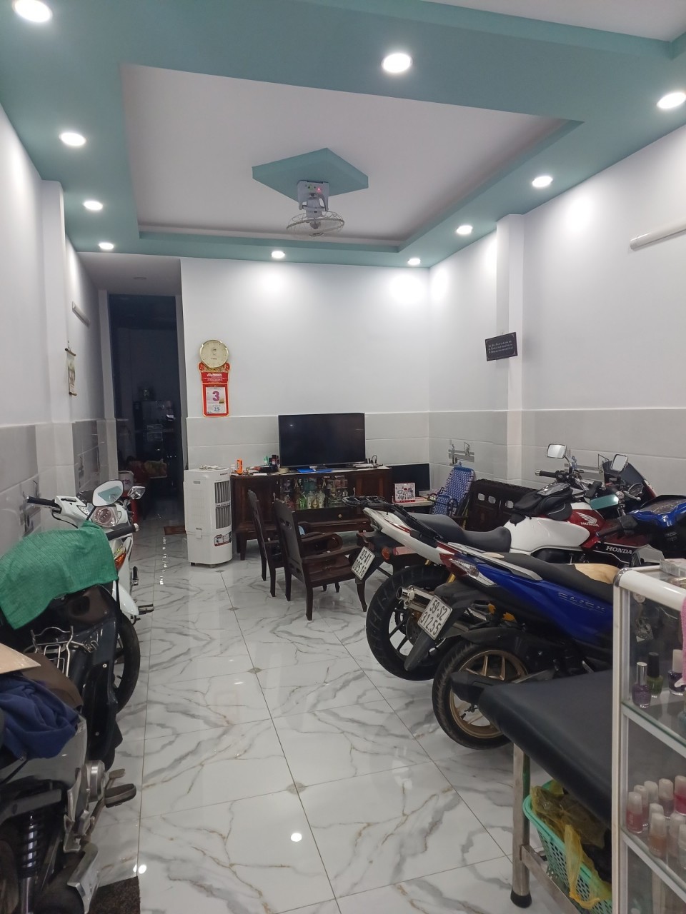 Bán nhà mt giáp sát Bùi Minh Trực 4*20 phường 5 quận 8 chỉ 13,5 tỷ