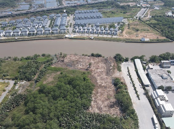 Chính chủ bán 6300m² đất có cả hai mặt tiền sông và đường bộ tại phường Phú Hữu, Q9