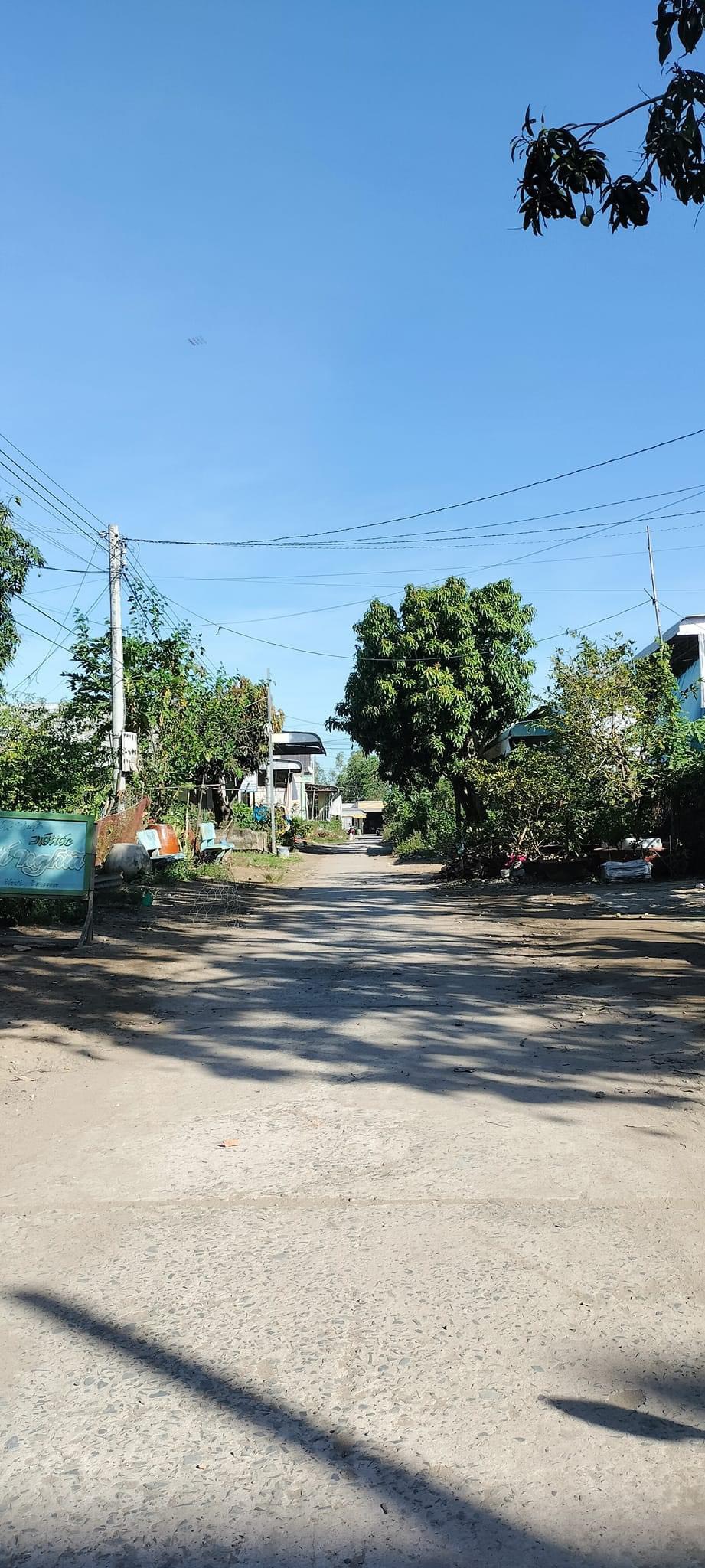 Cần bán nhanh lô đất mặt tiền đường chợ Bình Thạnh, TP Hồng Ngự, Tỉnh Đồng Tháp