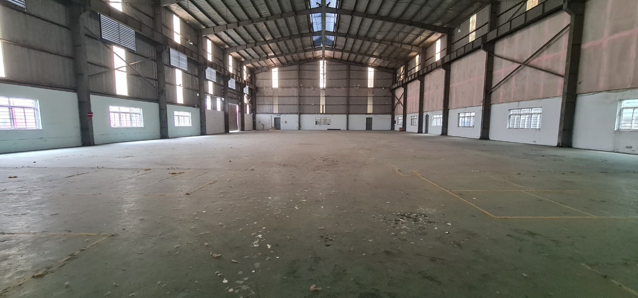 Cho thuê kho xưởng tại cụm CN Ngọc Hồi, Thanh Trì, Hà Nội .Tổng diện tích khu đất 10,800m2, trong đó có 7,000m2 giao