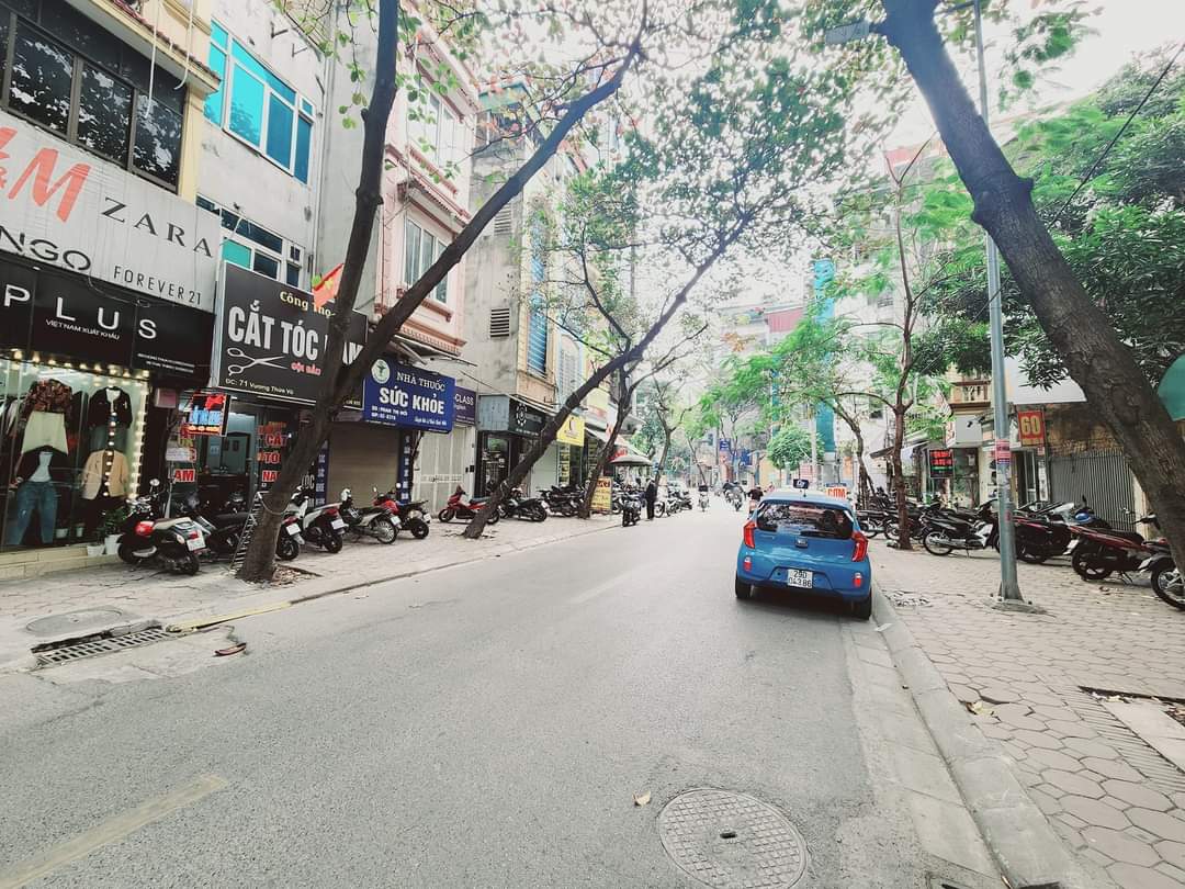 Bán Gấp! Tòa Văn Phòng Trung Tâm Thanh Xuân, Mặt Phố Vương Thừa Vũ. 180 x 7 tầng.