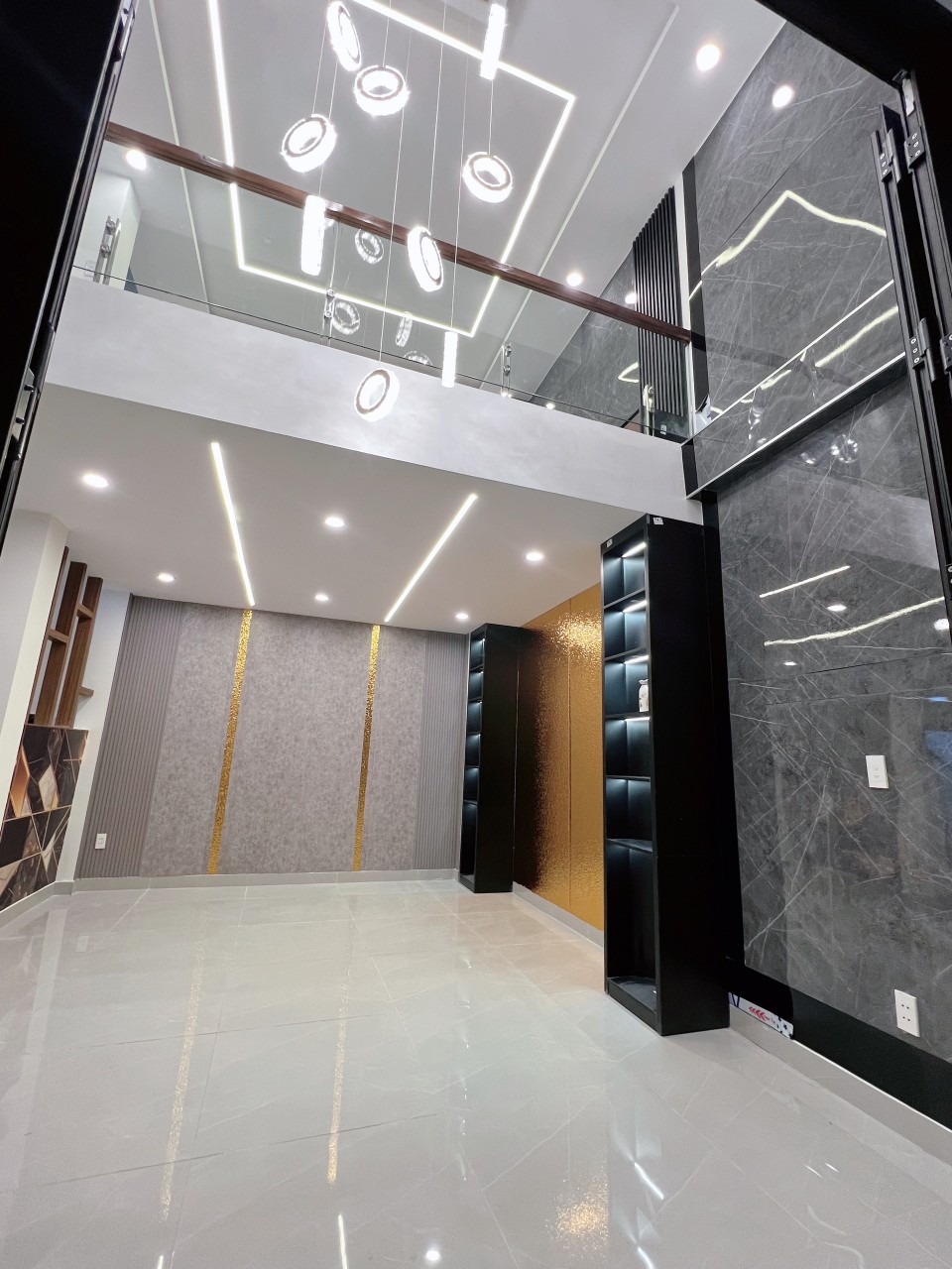 Bán nhà xây mới tinh chỉ sau mặt ngõ 132 An Đà, diện tích 41m 4 tầng GIÁ 2.99 tỉ