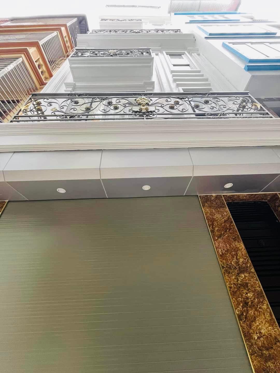 6T CCMN THANG MÁY MẶT NGÕ ĐỘI CẤN, BĐ, 56M, MT 5M,NGÕ THÔNG,KINH DOANH,11PNKK, GIÁ 12,4TỶ