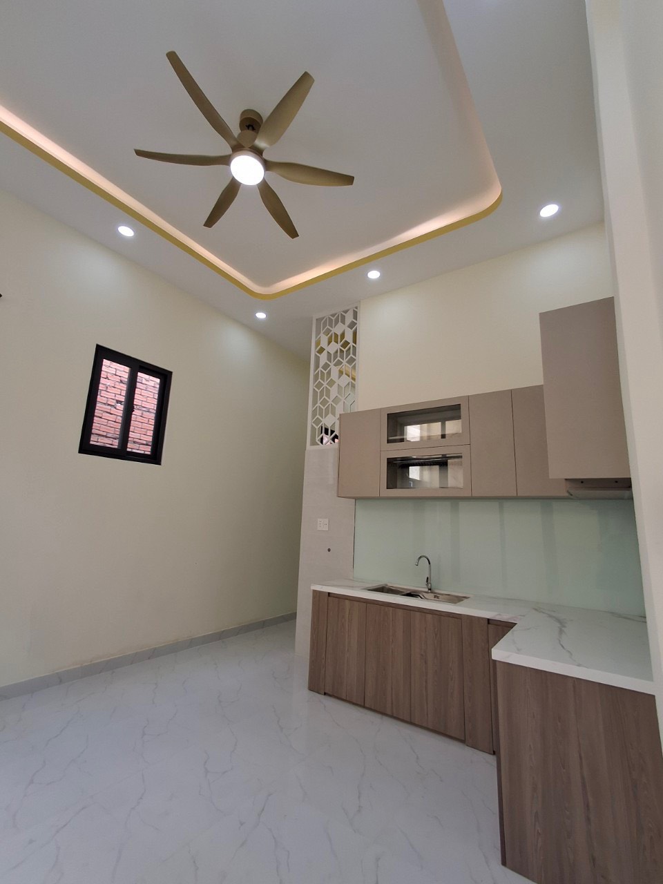 Nhà đường 182 tăng nhơn phú A, Diện tích 56m cấp 4