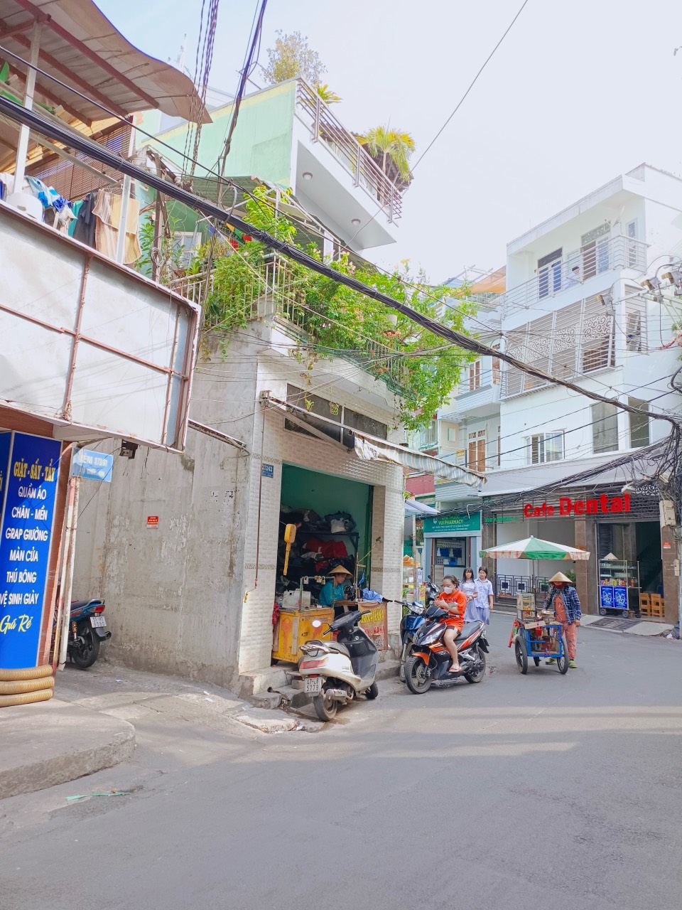 BÁN NHÀ 1/ NGAY CHỢ ÔNG HOÀNG _ LÝ THƯỜNG KIỆT _ TÂN BÌNH