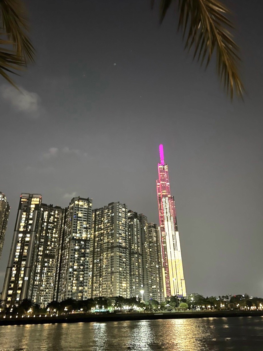 NGỘP BANK 10 TỶ - 116m2 Mặt Tiền - giá chỉ 13.9 tỷ Thảo Điền, Quận 2.