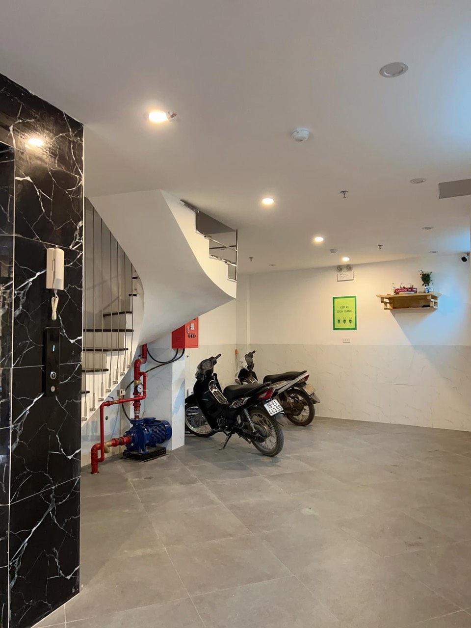 CHÍNH CHỦ CẦN BÁN NHÀ CẦU DIỄN 101 m2 X 7 TẦNG 15 TỶ THANG MÁY NHÀ DÒNG TIỀN 27 PHÒNG FULL NỘI THẤT- DOANH THU TRÊN 100