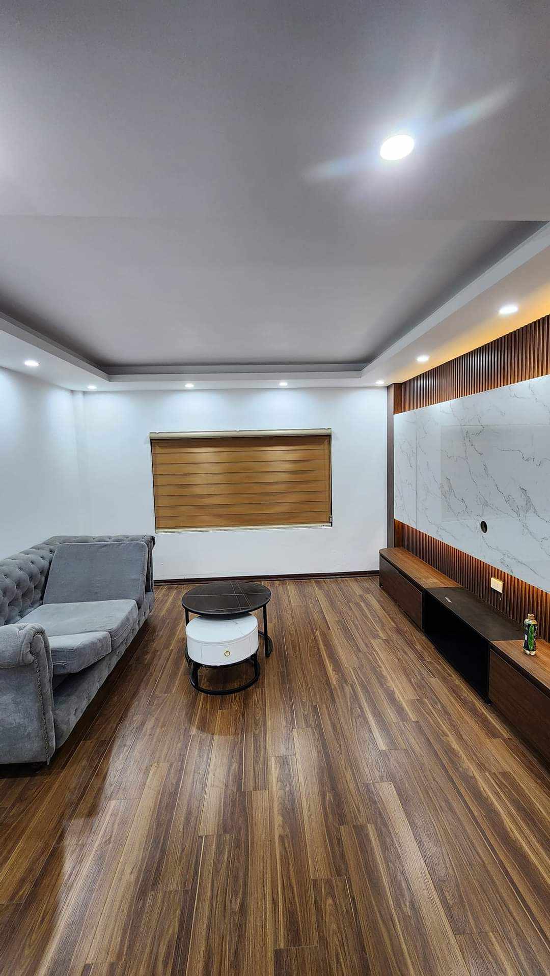 TRƯỜNG CHINH - LÔ GÓC, 6 TẦNG, OTO -3 MẶT THOÁNG, NHÀ ĐẸP FULL NỘI THẤT, Ở NGAY - CHỈ NHỈNH 6 TỶ.