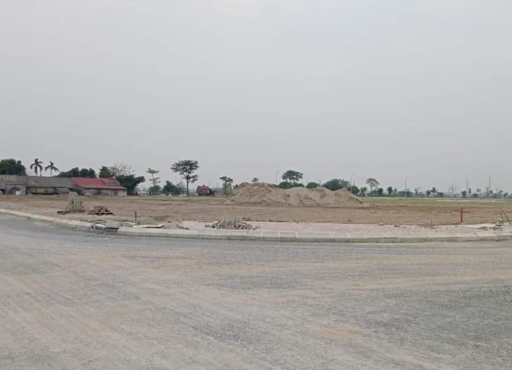 Bán hơn 500m đất Công nghiệp, dựng được kho xưởng giá 9.x triệu