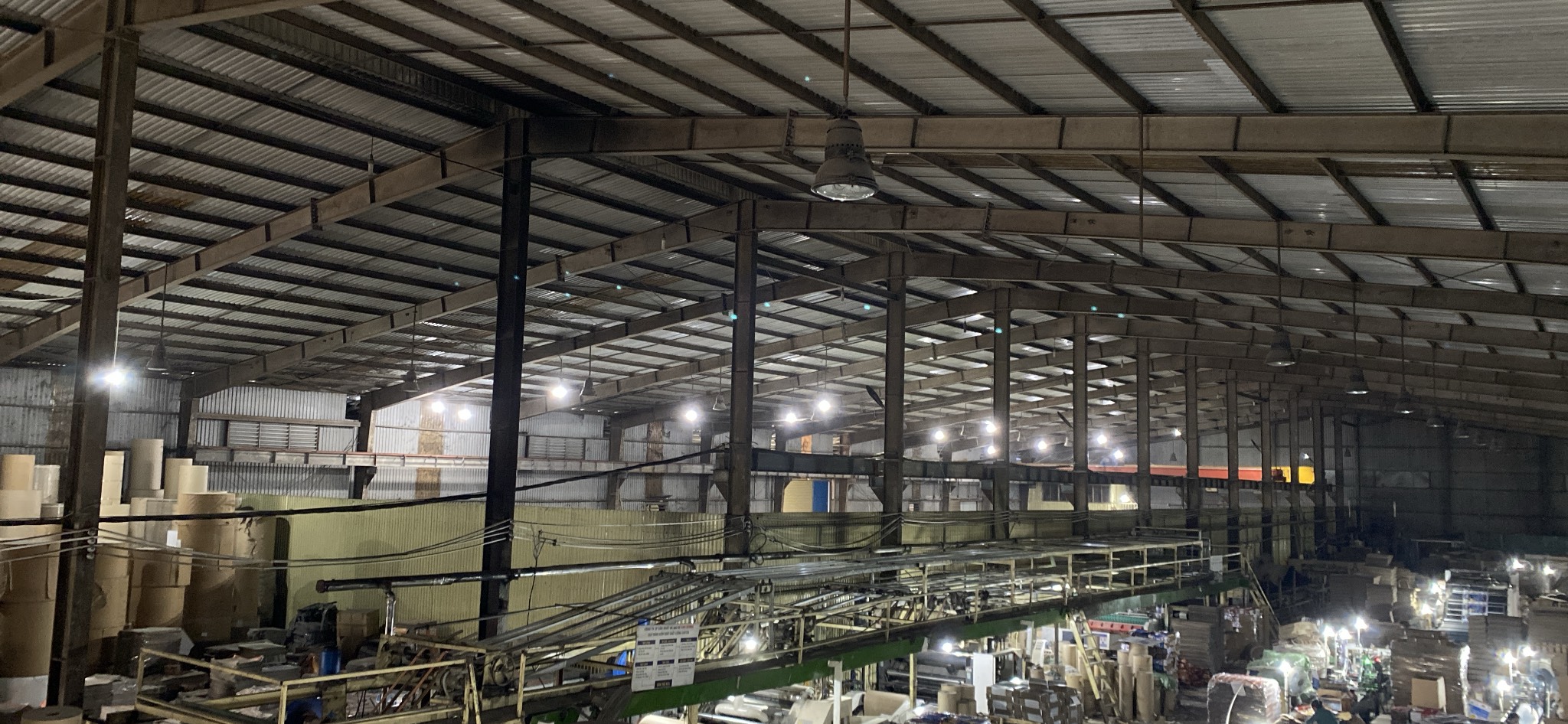 Cần cho thuê 1100m2 kho xưởng mặt đường QL1A Ngọc Hồi-95.000đ/m2