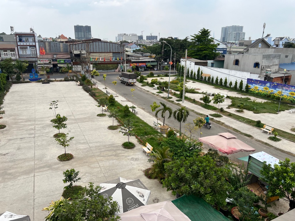 Khu Vườn Bình Chiểu - Ngôi Nhà Đẹp Mơ Ước Với 2 Mặt Tiền, View Công Viên Giá 10.5 TỈ