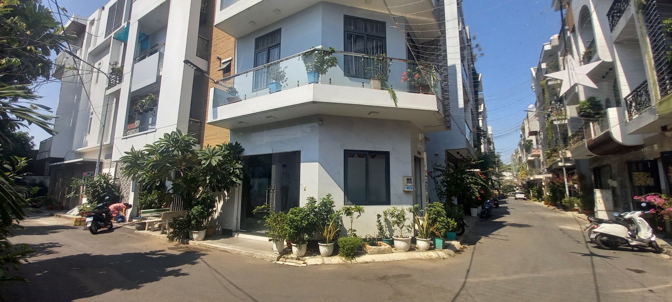 NHÀ LÔ GÓC HXH TÂN PHÚ - 58M2 - 4 TẦNG - 9.7 TỶ TL