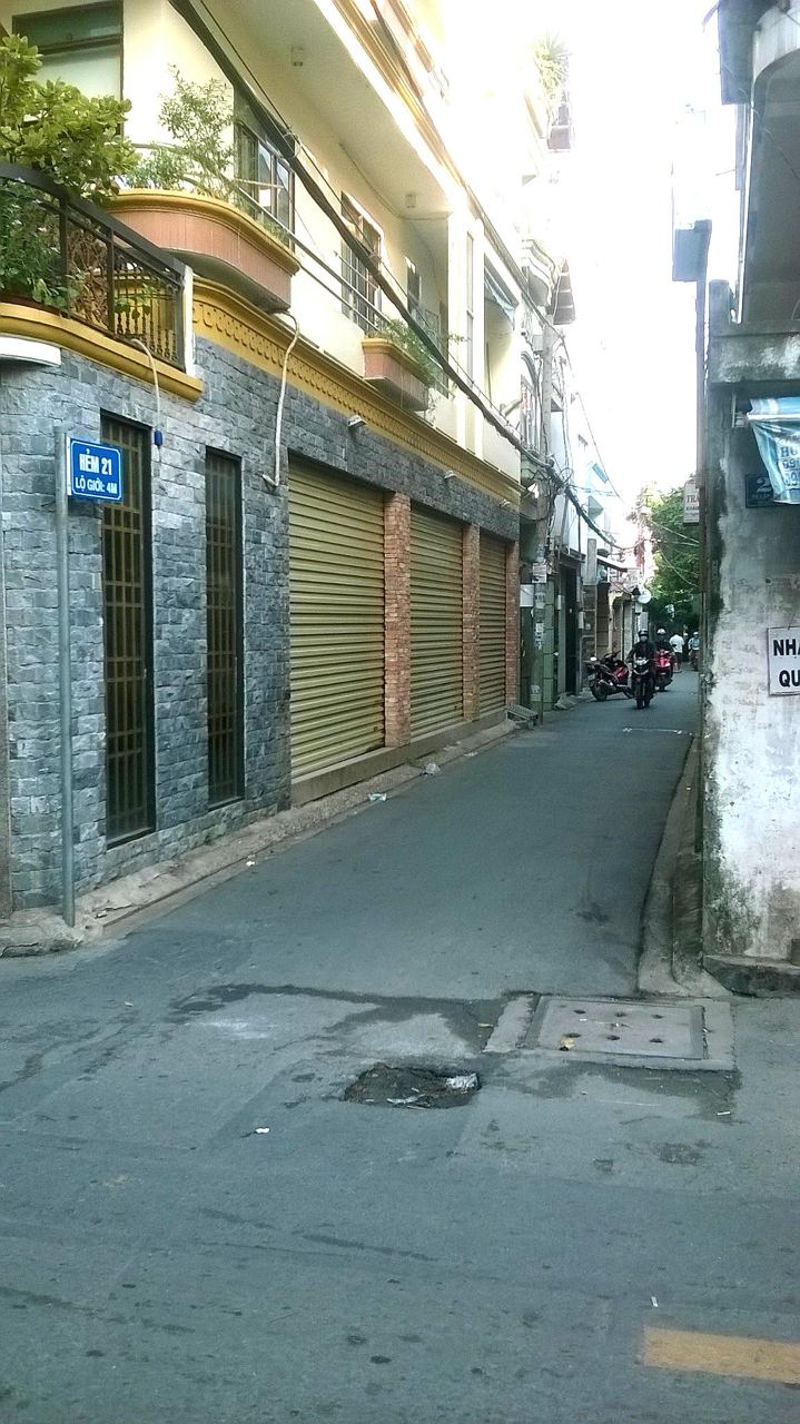 Chính chủ cho thuê nhà phố đầy đủ tiện nghi tại CMT8, gần ngã tư Bảy Hiền, Phường 4, Tân Bình, Hồ Chí Minh