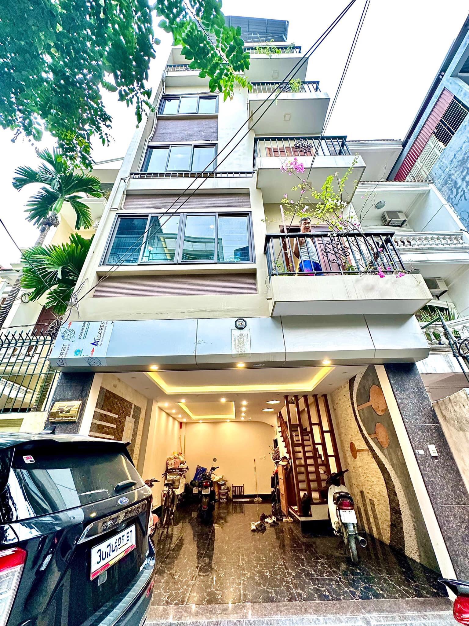 5 TẦNG MẶT NGÕ PHỐ CÙ CHÍNH LAN, TX, 45M(TA:48M), MT 5,3M, GARA OTO, NGÕ THÔNG, GIÁ 14,9TỶ