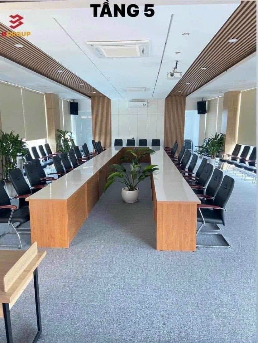 Cho thuê nguyên toà nhà Định Hòa, Thủ Dầu Một, Bình Dương Diện tích 980m2, Thang máy Giá ưu đãi 90 triệu/tháng