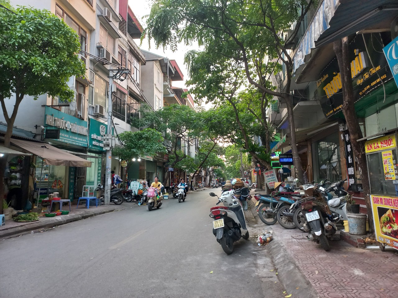 NHÀ ĐẸP! MẶT PHỐ HUỲNH THÚC KHÁNG- HÀ ĐÔNG- Ô TÔ- GẦN TRẠM, CHỢ KINH DOANH, VP