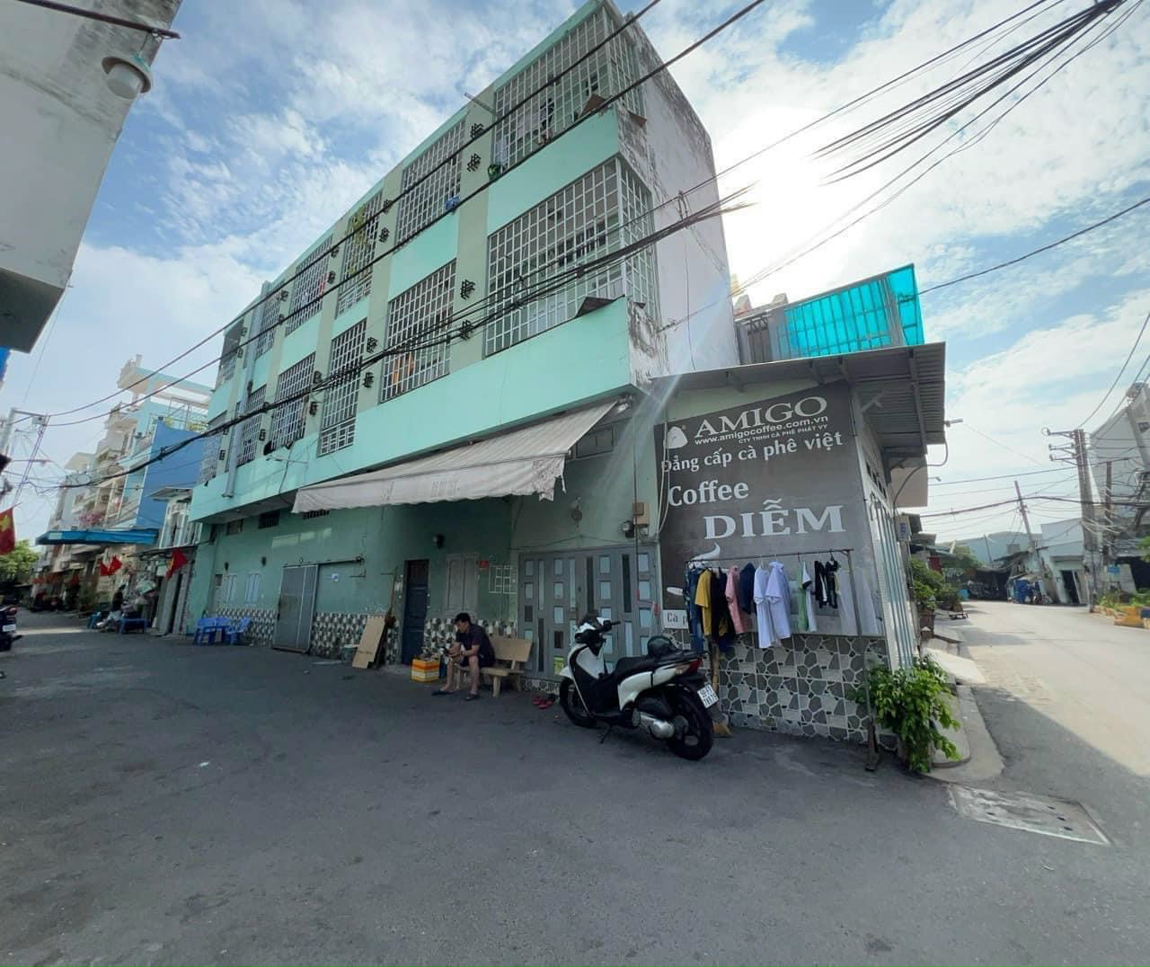 Nhà 3 tấm 14 phòng trọ hẻm nhựa 8m thông Hương Lộ 2 cạnh bệnh viện quận Bình Tân.