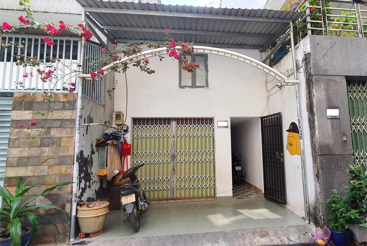 Bán nhà rẻ hẻm oto Đỗ Nhuận quận Tân Phú 4 x 18m nhỉnh 5 tỷ TL