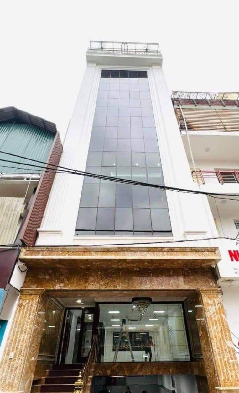 Bán Gấp! Tòa Văn Phòng Cầu Giấy, Mặt Phố Hoàng Ngân. 92m x 9T x MT 6m. Giá 41.5 tỷ
