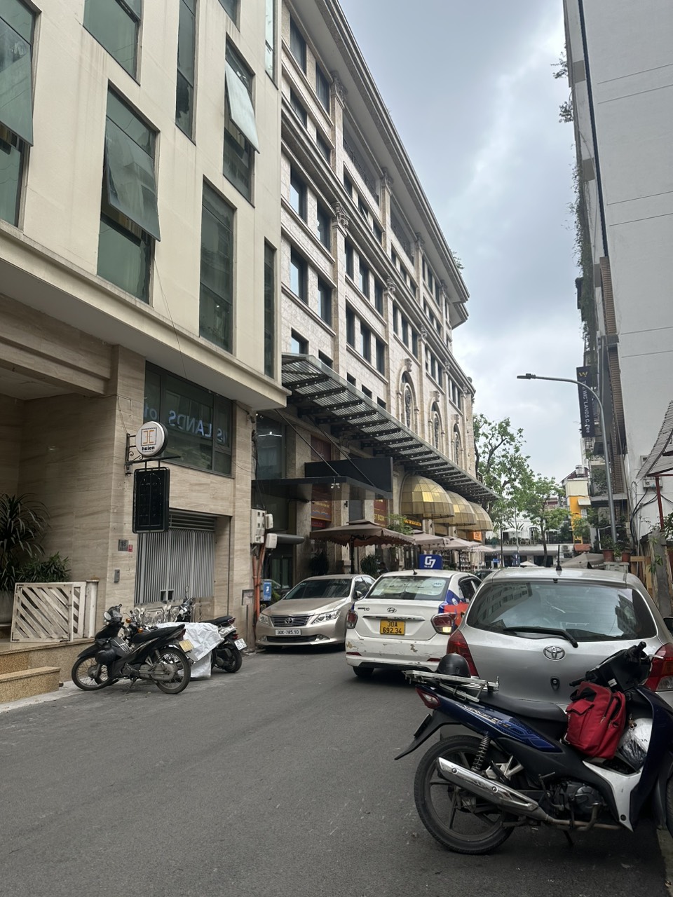 Cơ Hội Đầu Tư Bất Động Sản Độc Nhất Vô Nhị - Biểu Tượng Thành Công tại Trái Tim Hà Nội!