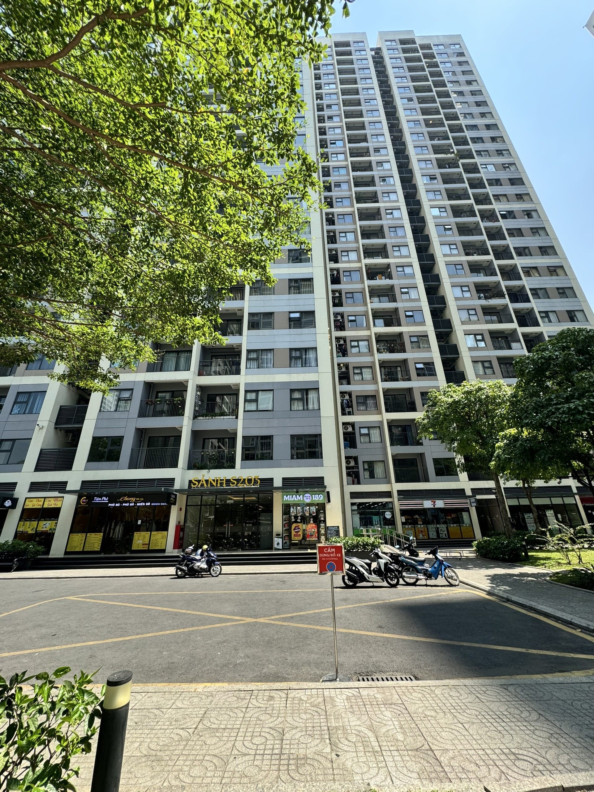 CẦN BÁN CĂN HỘ STUDIO KHU VINHOMES GRAND PARK