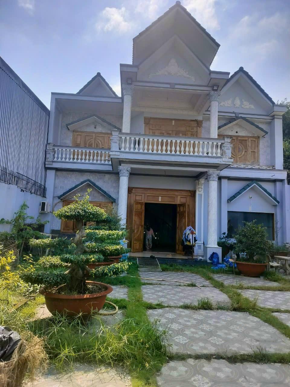 BIỆT THỰ ĐẸP - GIÁ TỐT - Cần Bán Biệt Thự tại T10, Xã Xuân Thới Thượng, Huyện Hóc Môn, HCM