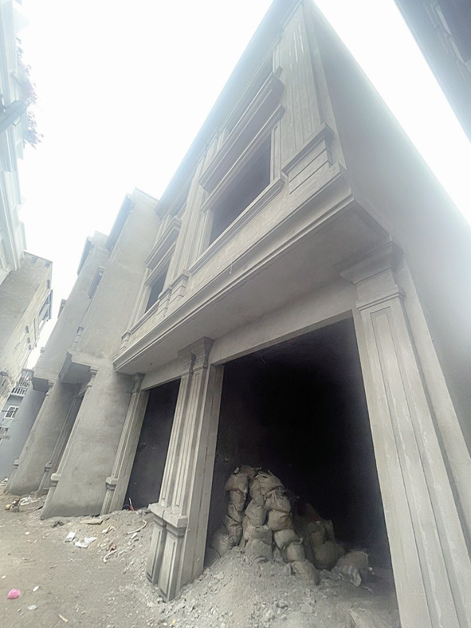 Bán nhà ngõ 46 Lạch Tray, diện tích 41m 3 tầng mới tinh GIÁ 2.68 tỉ