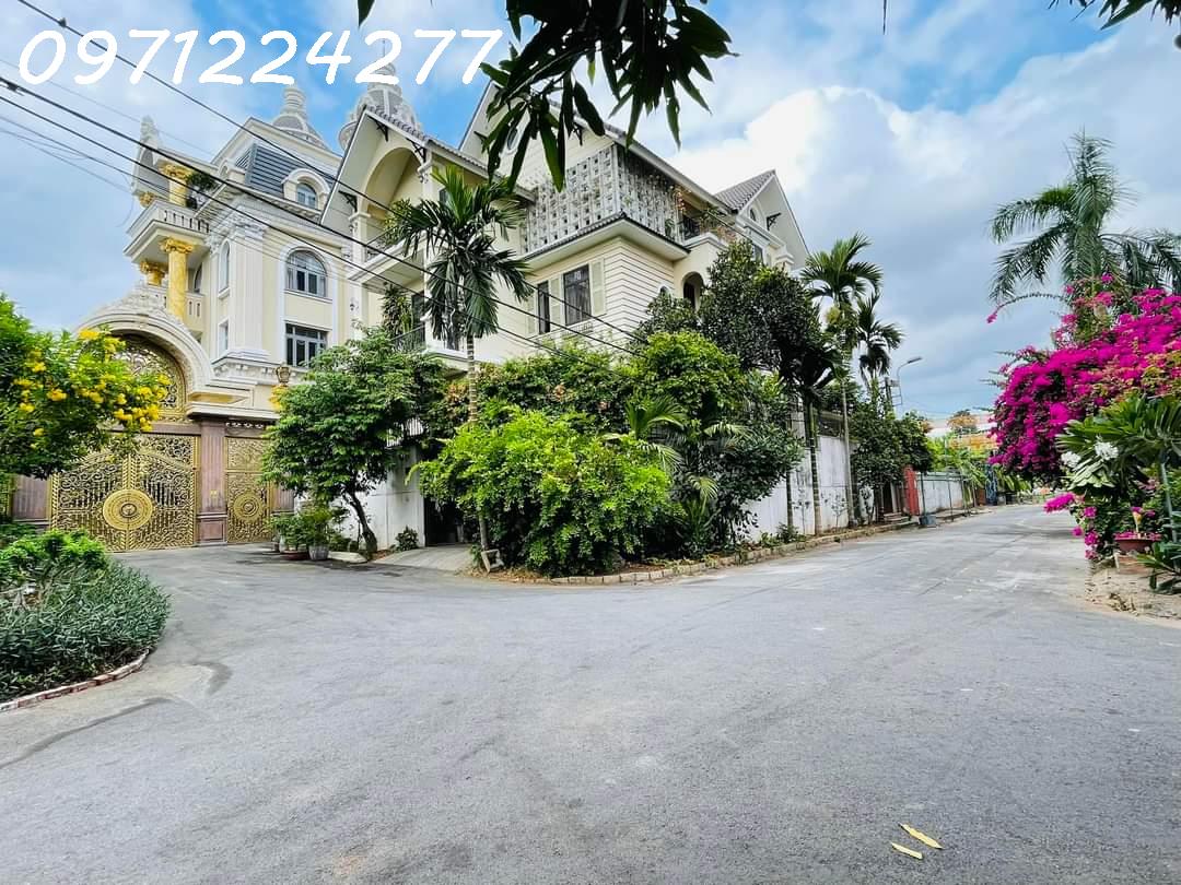 BÁN GẤP 200M2 ĐẤT - MẶT TIỀN ĐƯỜNG SỐ 6 - HIỆP BÌNH CHÁNH - THỦ ĐỨC [ 10 X 20 ] KHU TOÀN BIỆT THỰ CAO CẤP