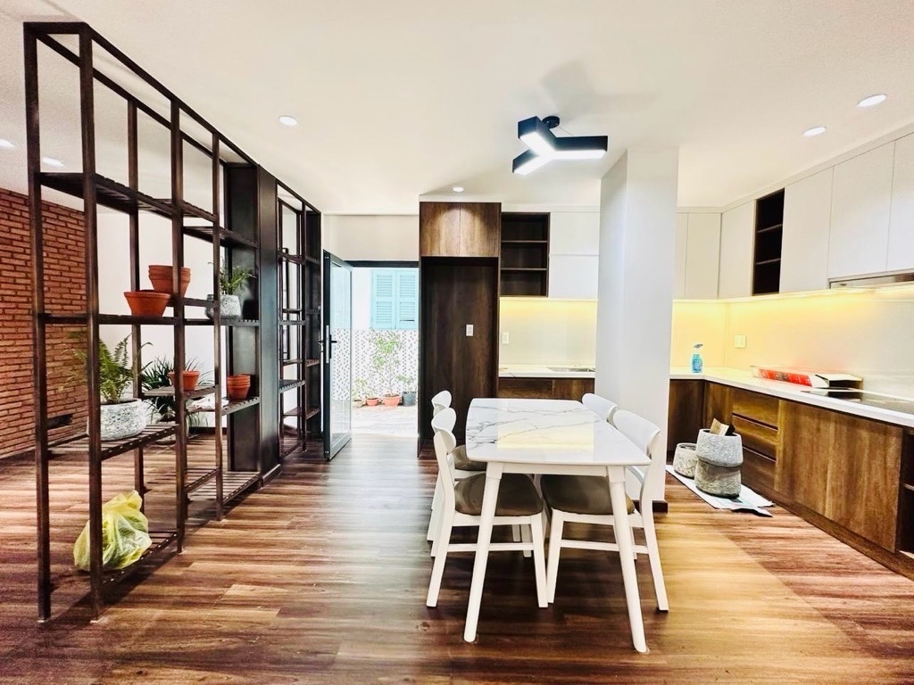 **MẶT TIỀN NGUYỄN KHUYẾN, BÌNH THẠNH - 3 TẦNG - 56m² - CHỈ 6.5 TỶ**