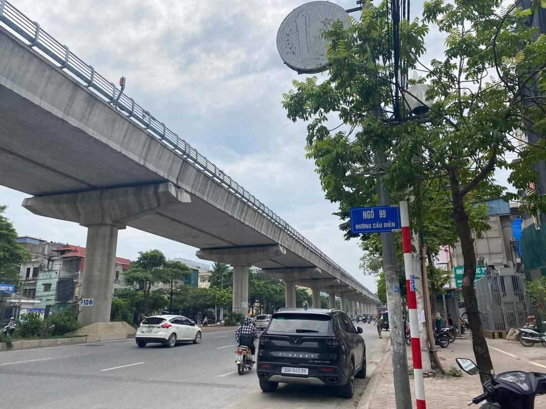 Siêu Phẩm Lô Góc, Phố Cầu Diễn, Chia được 5 căn. 171m x 2T x Mt 9m. Giá 24 tỷ