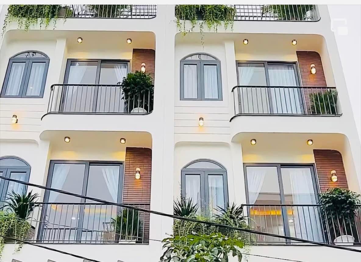 6 TẦNG MỚI THANG MÁY LÔ GÓC CỔ NHUẾ,BTL, 33M, MT 3,5M, 4 CHỖ QUA NHÀ, FULL ĐỒ - 5,8 TỶ