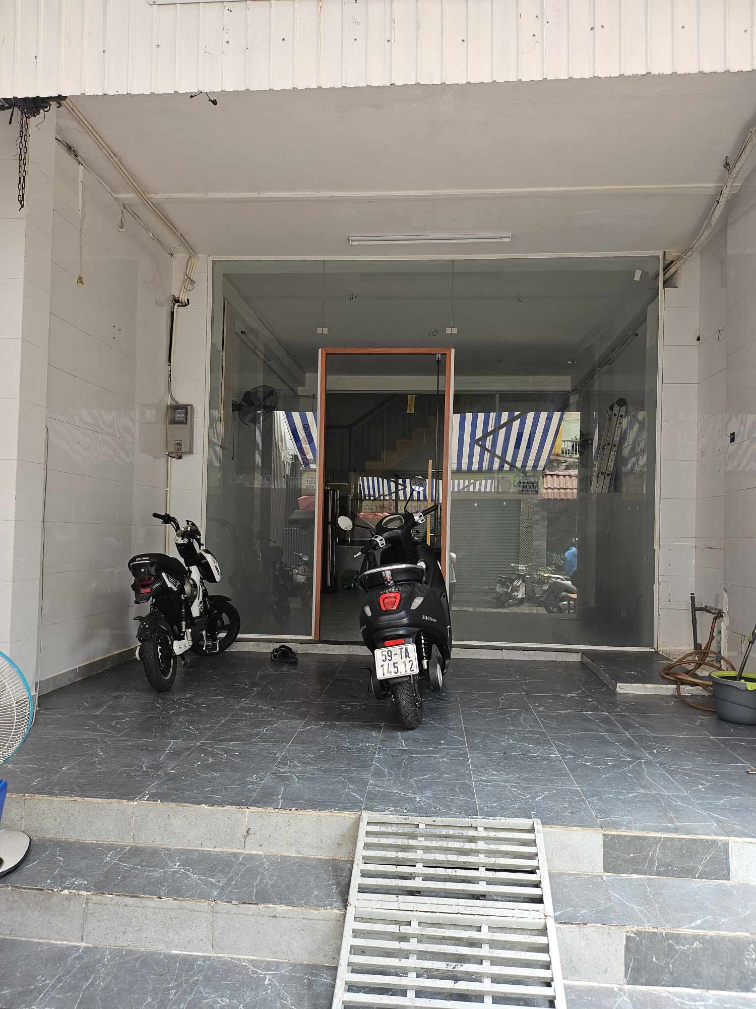 **CHÍNH CHỦ CHO THUÊ MẶT BẰNG ĐƯỜNG NGUYỄN TRÃI - QUẬN 1 - TP.HCM**